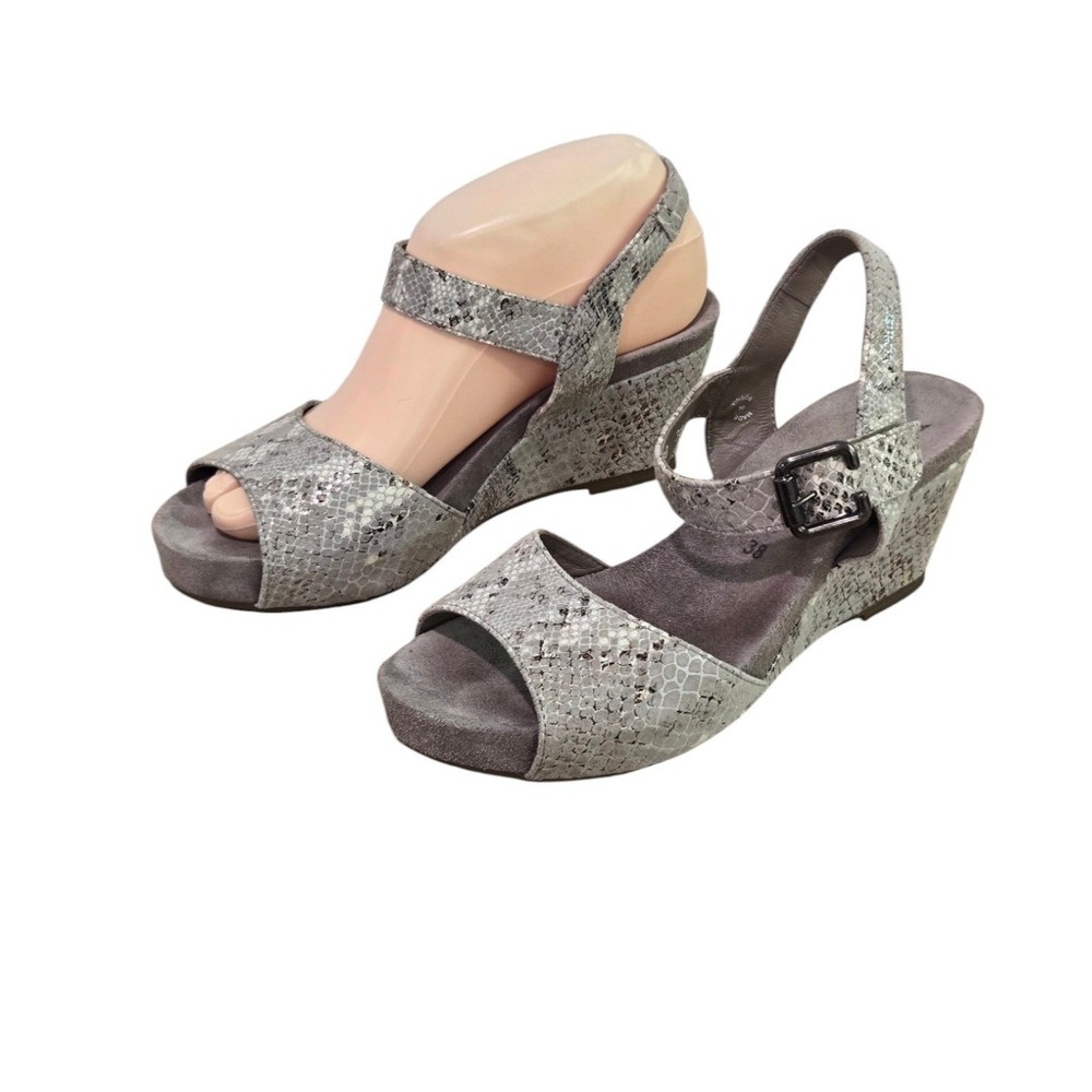 Mephisto Beauty Wedge Sandals Womens 38/8 Grey Snakeskin nubuck Leather comfort‎